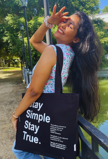 Stay Simple Organized Tote bag